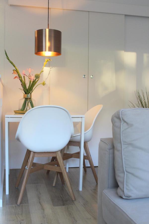 Appartement Hideaway Nr 17 - Amelander Kaap Hollum  Exterior photo