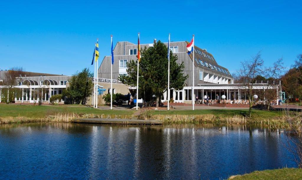Appartement Hideaway Nr 17 - Amelander Kaap Hollum  Exterior photo